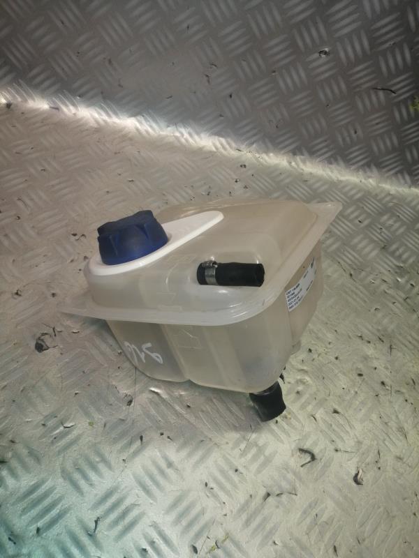 Vase d'expansion AUDI A6 1 Diesel - 1