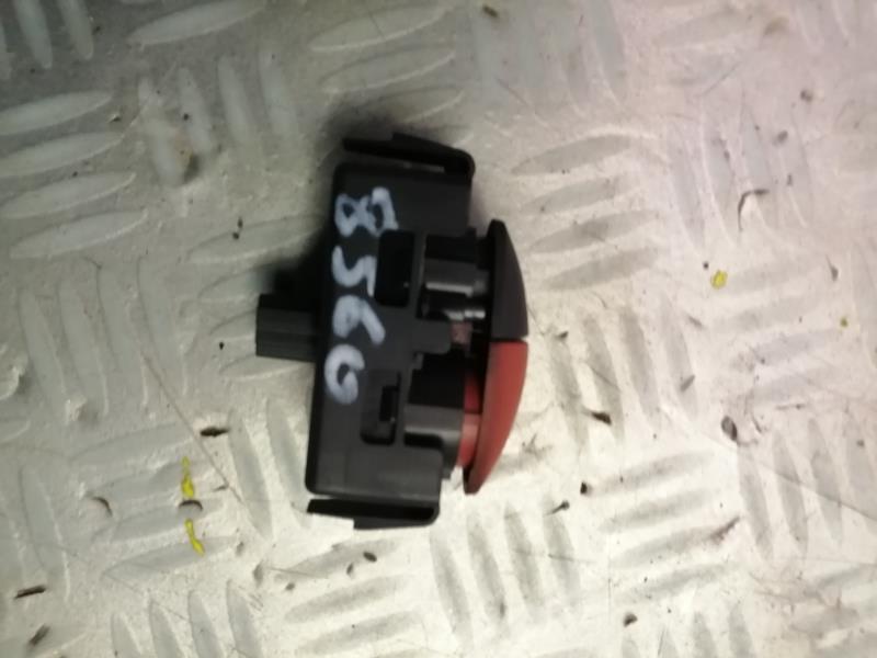 Bouton de warning RENAULT TWINGO 2 PHASE 1 Diesel - 1