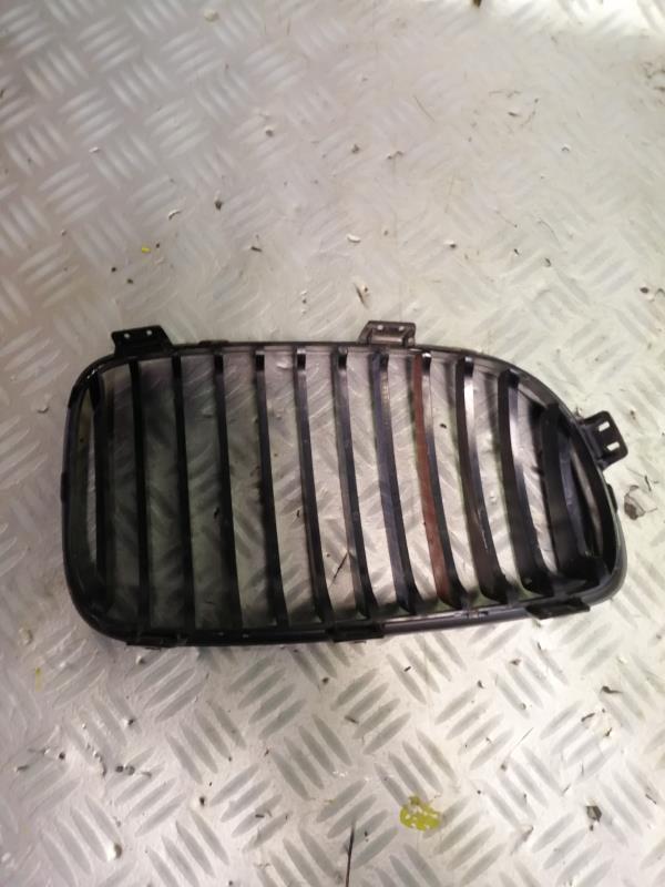 Grille de calandre gauche BMW SERIE 1 E82 COUPE Diesel - 1
