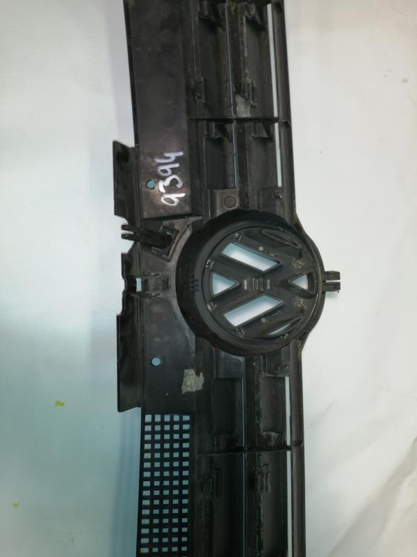 Calandre VOLKSWAGEN GOLF 4 Essence - 1