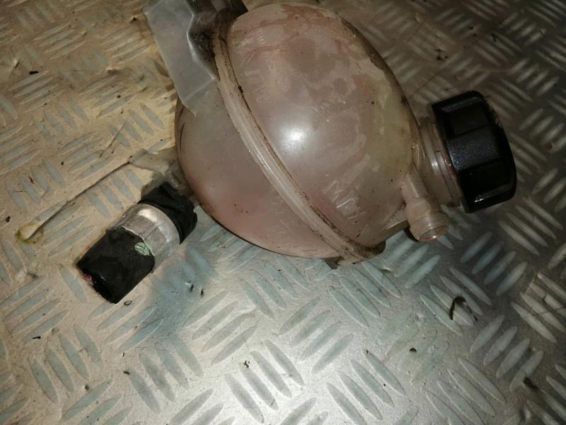 Vase d'expansion CITROEN C3 2 PHASE 2 Essence - 1