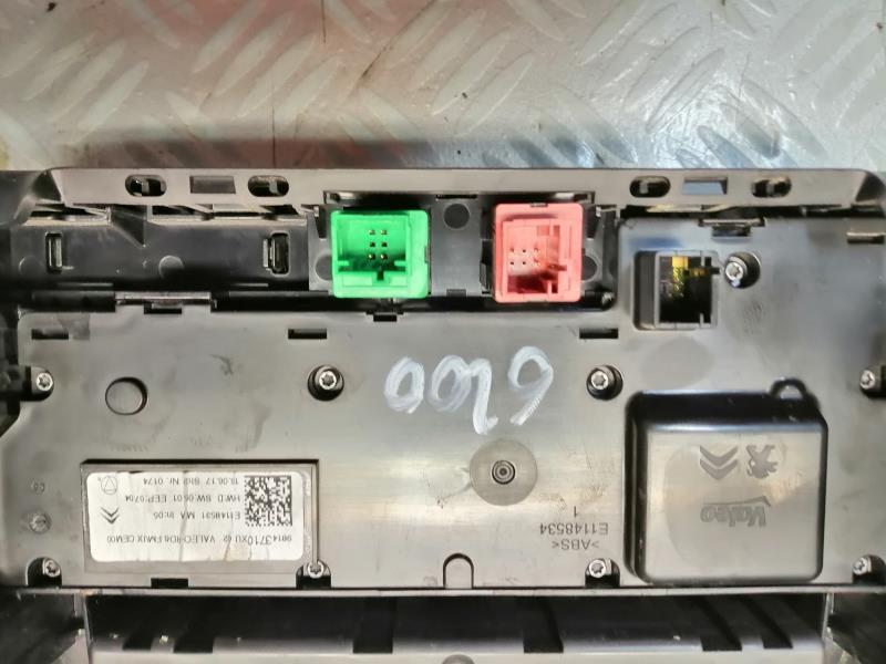 Commande autoradio CITROEN C3 3 PHASE 1 Essence - 1