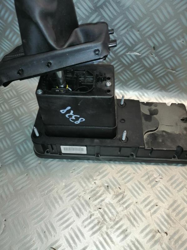 Levier de vitesses PEUGEOT 308 2 PHASE 1 Essence - 1