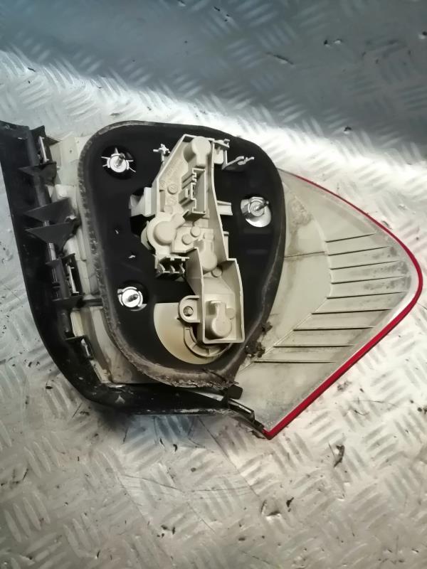 Fanale posteriore principale destro (luci) BMW SERIE 1 E87 PHASE 2 Diésel - 1