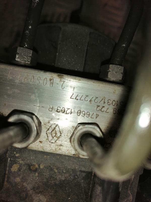 Blocco ABS (antibloccaggio freni) RENAULT CLIO 4 PHASE 1 Diésel - 1