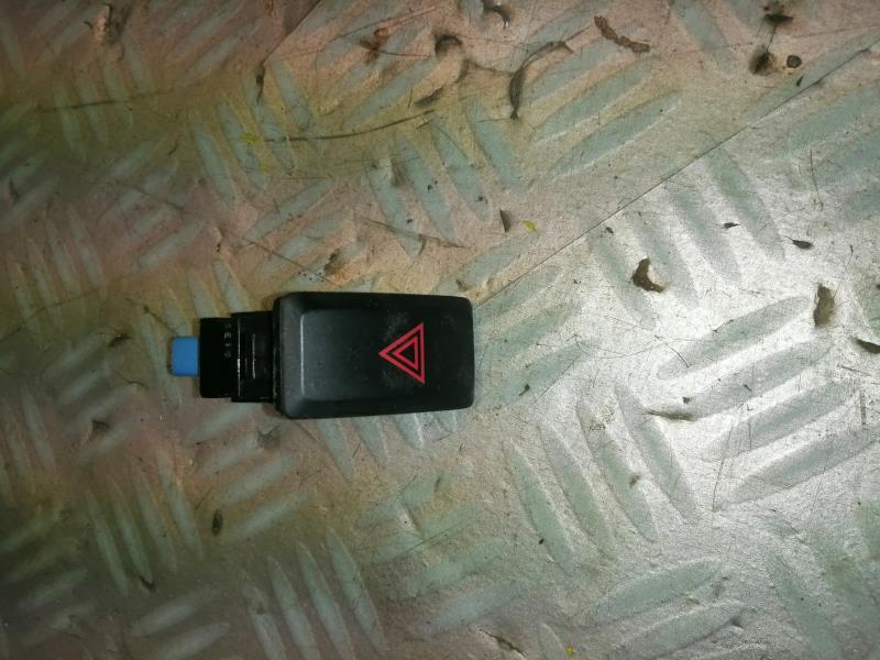 Bouton de warning MITSUBISHI SPACE STAR 3 PHASE 1 Essence - 1