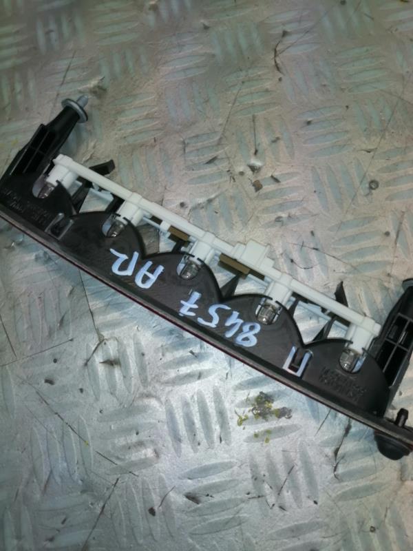 Feu arriere stop central SUZUKI SWIFT 3 Essence - 1