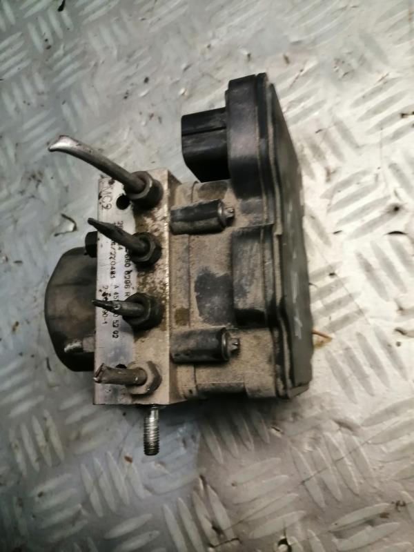 Blocco ABS (antibloccaggio freni) RENAULT TWINGO 3 Gasolina - 1