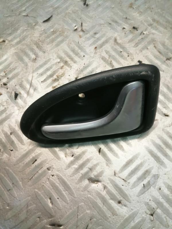 Maniglia interna posteriore destra RENAULT CLIO 2 CAMPUS PHASE 2 Gasolina - 1