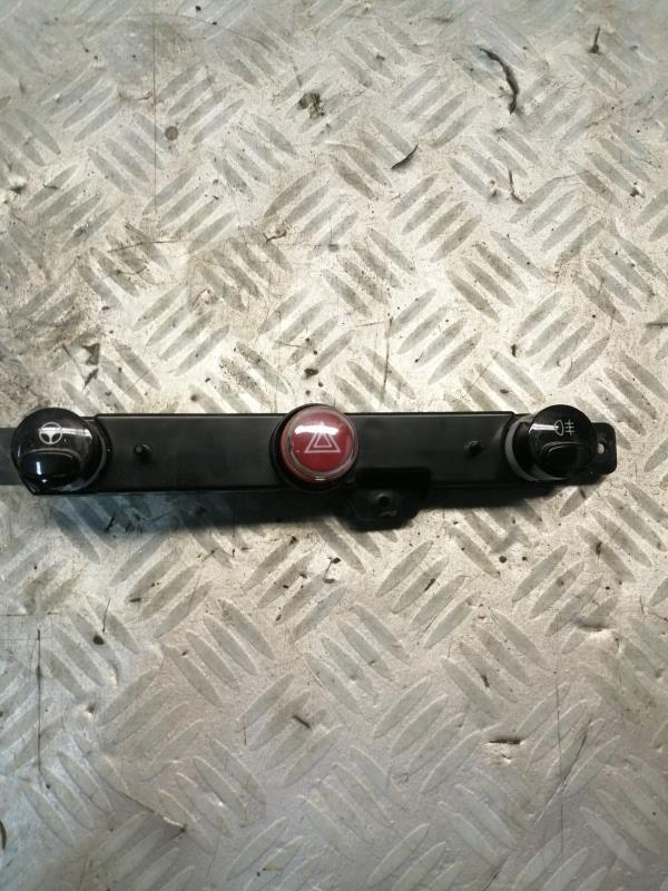 Bouton de warning FIAT 500 2 PHASE 1 Essence - 1