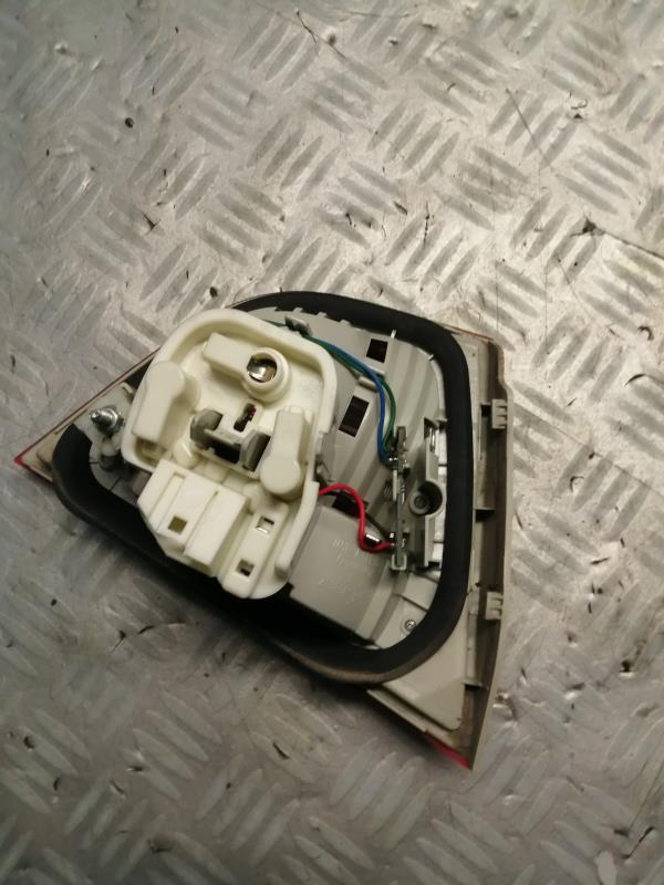 Feu arriere secondaire droit (feux) BMW SERIE 3 E90 PHASE 2 Diesel - 1
