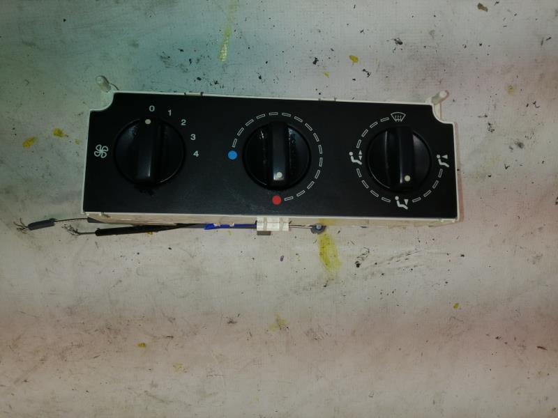 Commande chauffage CITROEN BERLINGO 1 PHASE 1 Essence - 1