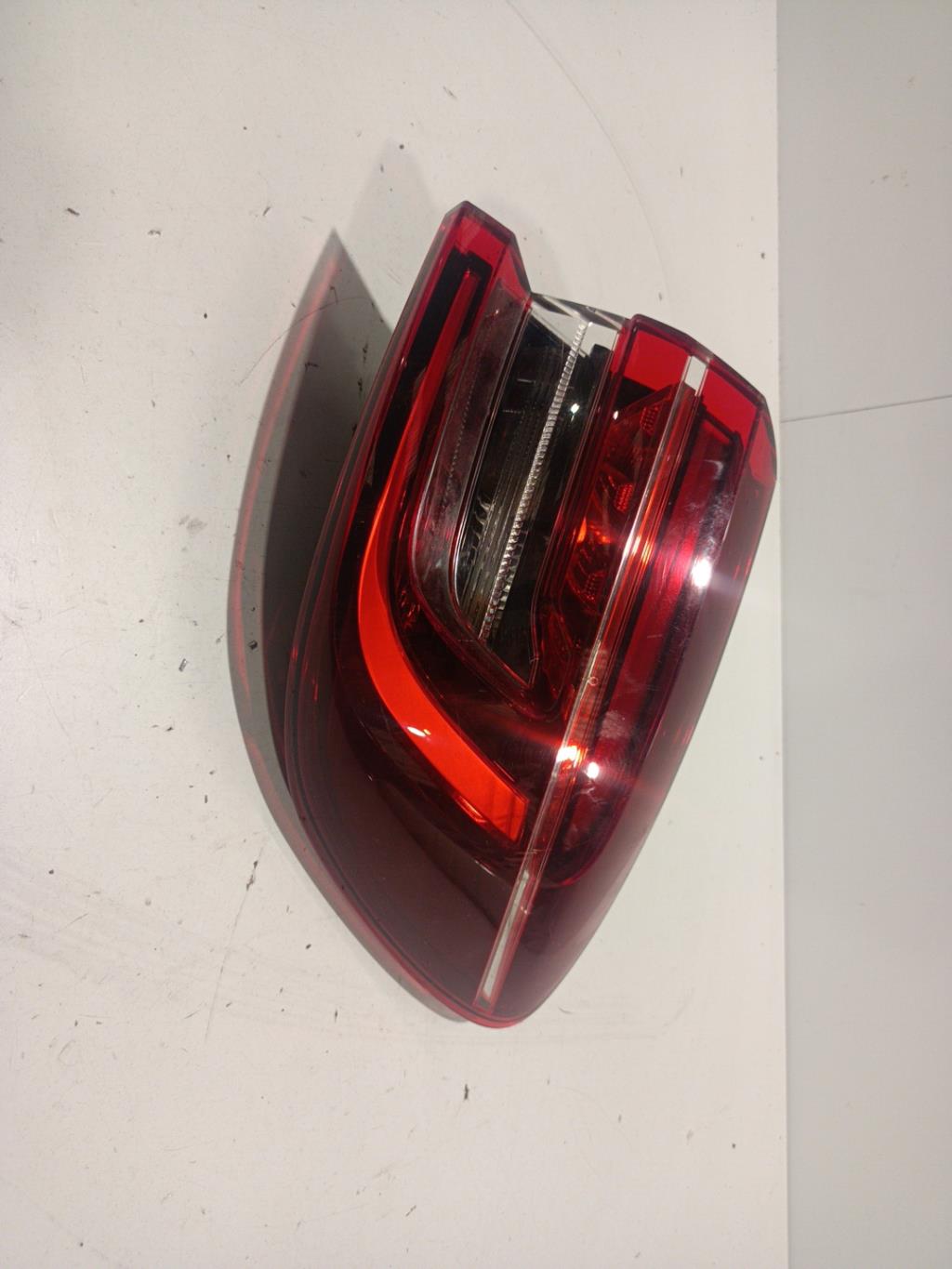Fanale posteriore principale destro (luci) RENAULT CLIO 5 PHASE 1 Diésel - 1