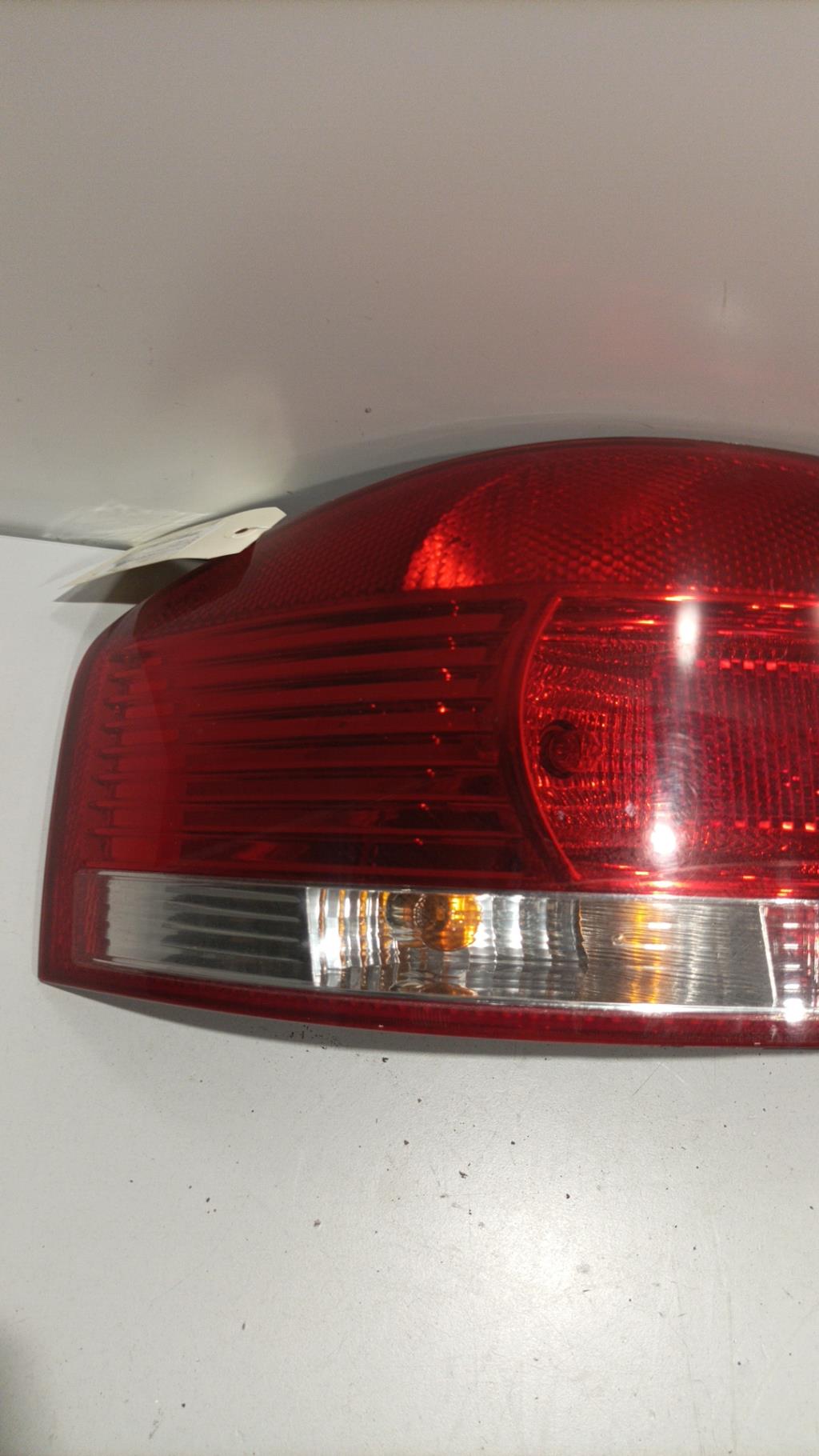 Fanale posteriore principale sinistro (luci) AUDI A3 2 PHASE 1 Diésel - 1