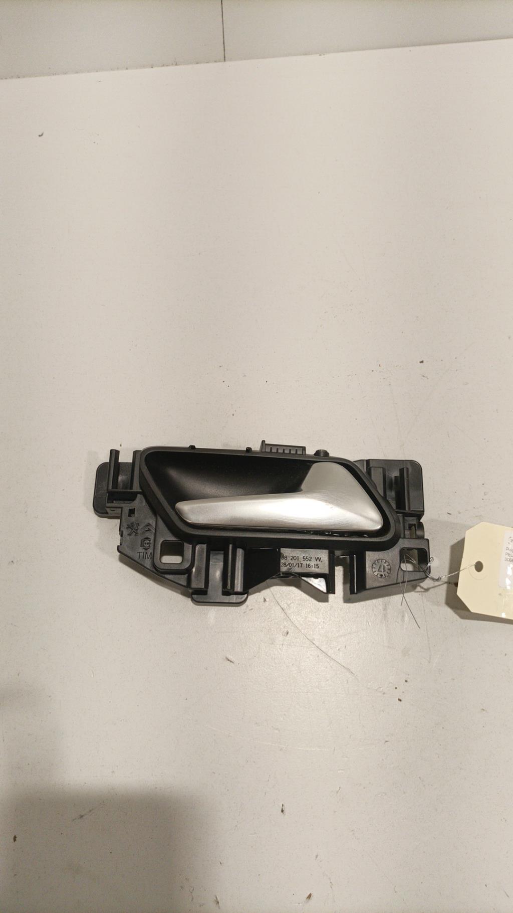 Maniglia interna posteriore destra PEUGEOT 3008 2 PHASE 1 Diésel - 1