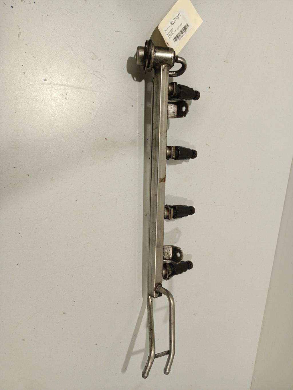 Rampe injection AUDI A3 1 PHASE 2 Essence - 1
