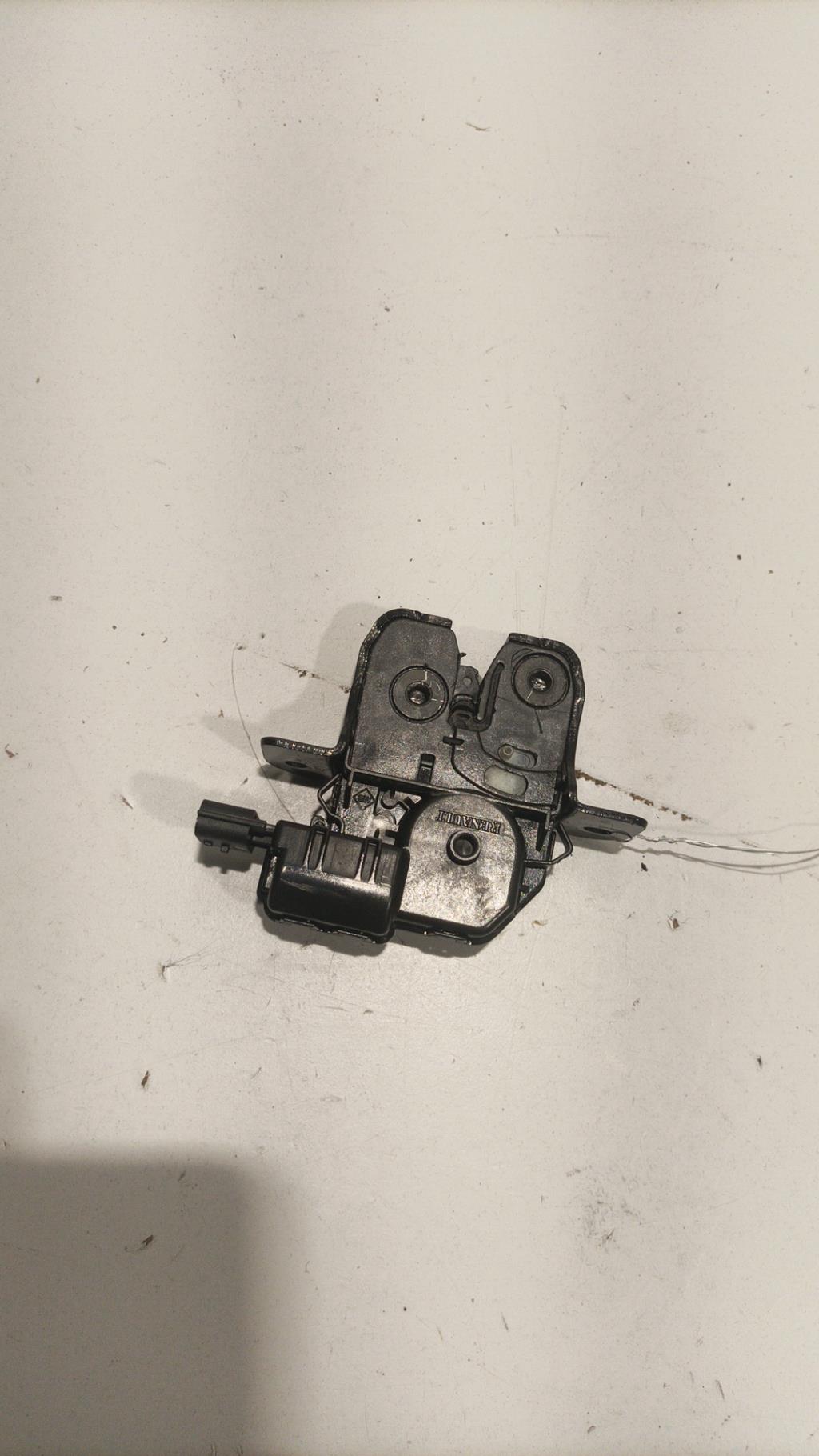 Serrure de hayon RENAULT CLIO 4 PHASE 2 Diesel - 1