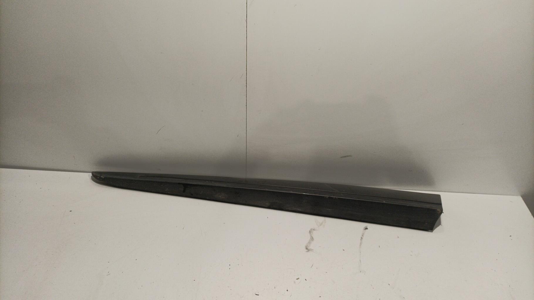 Modanatura portiera anteriore sinistra RENAULT CLIO 4 PHASE 1 Gasolina - 1