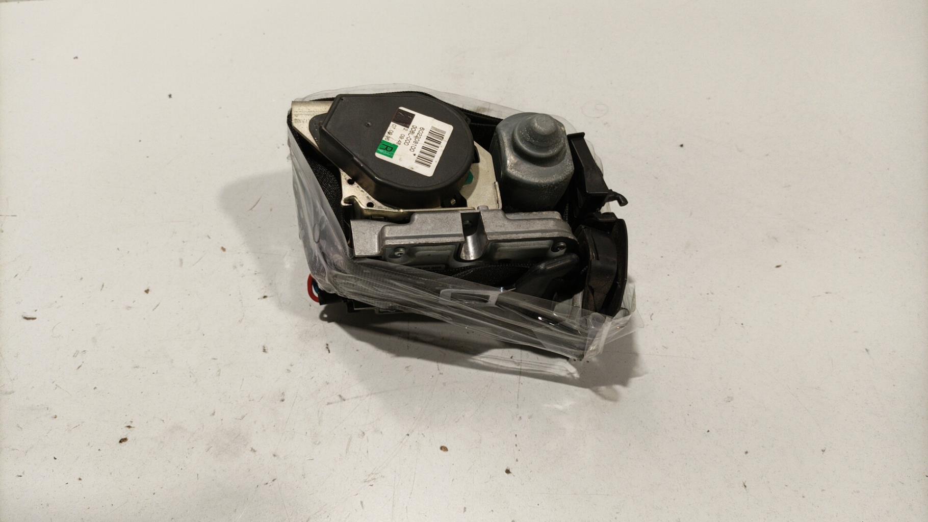 Cintura di sicurezza anteriore destra MERCEDES CLASSE E 211 PHASE 1 Diésel - 1