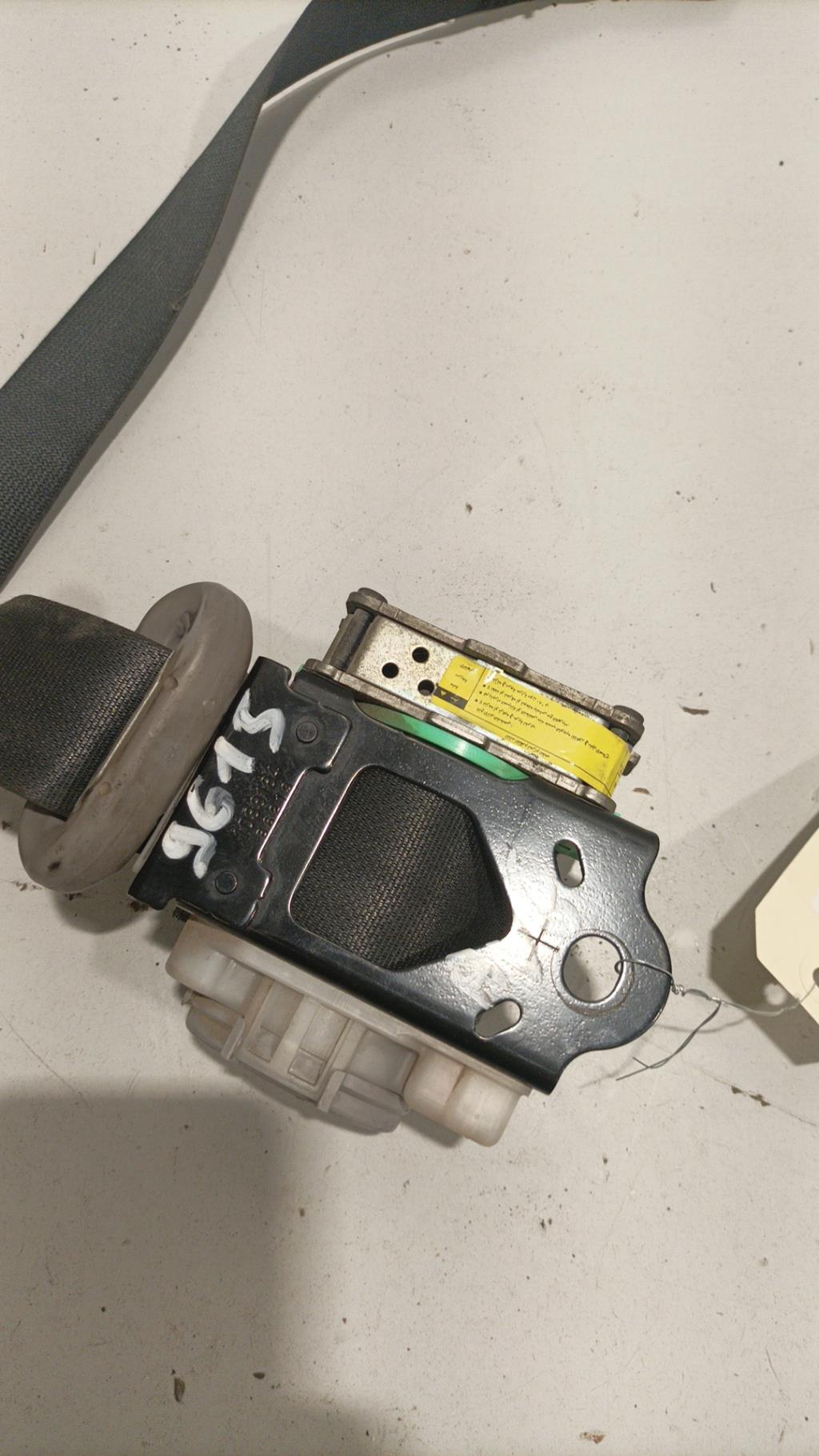 Cintura di sicurezza anteriore sinistra TOYOTA YARIS 2 PHASE 1 Diésel - 1