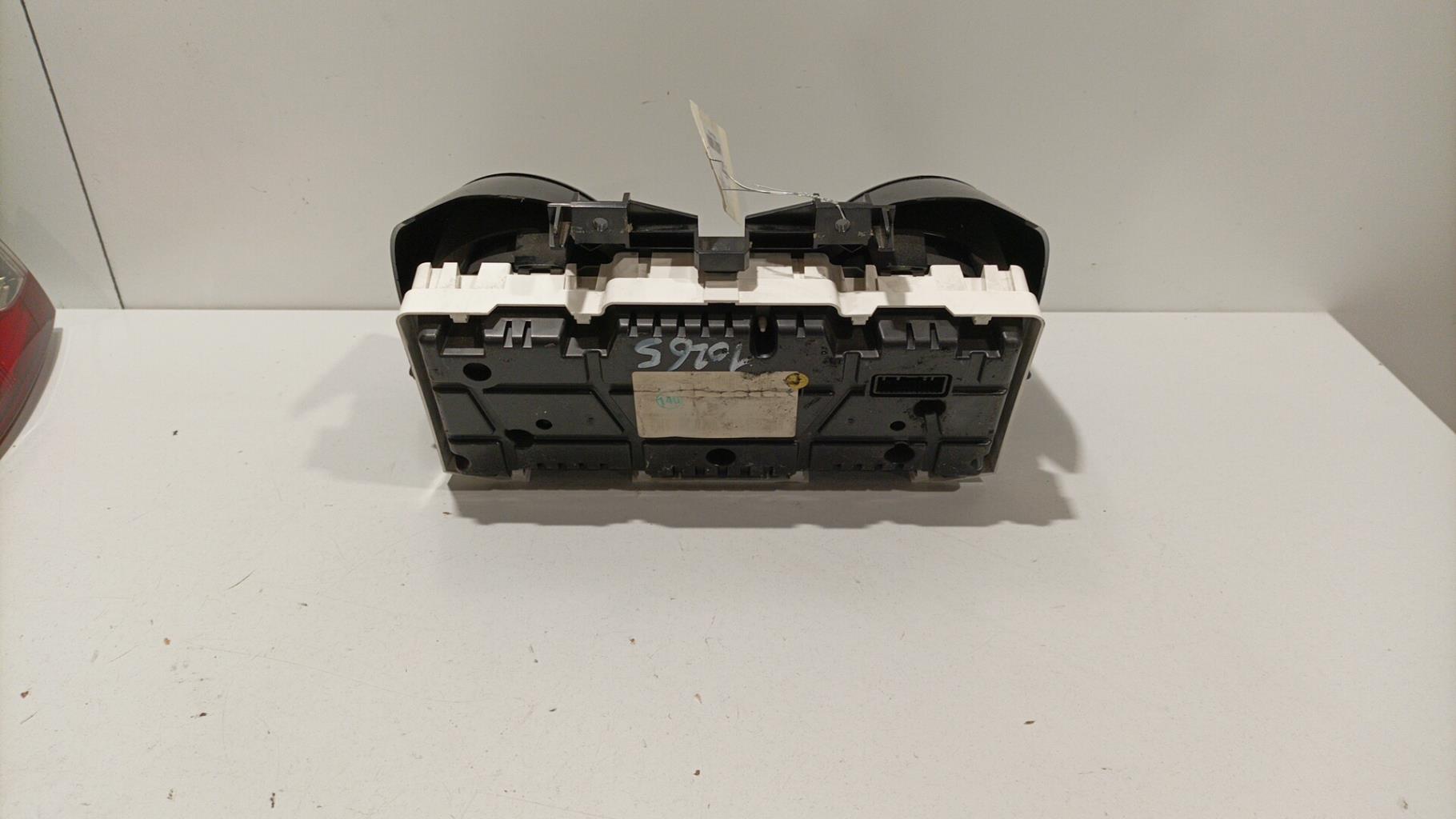 Compteur RENAULT CLIO 4 PHASE 1 Essence - 1