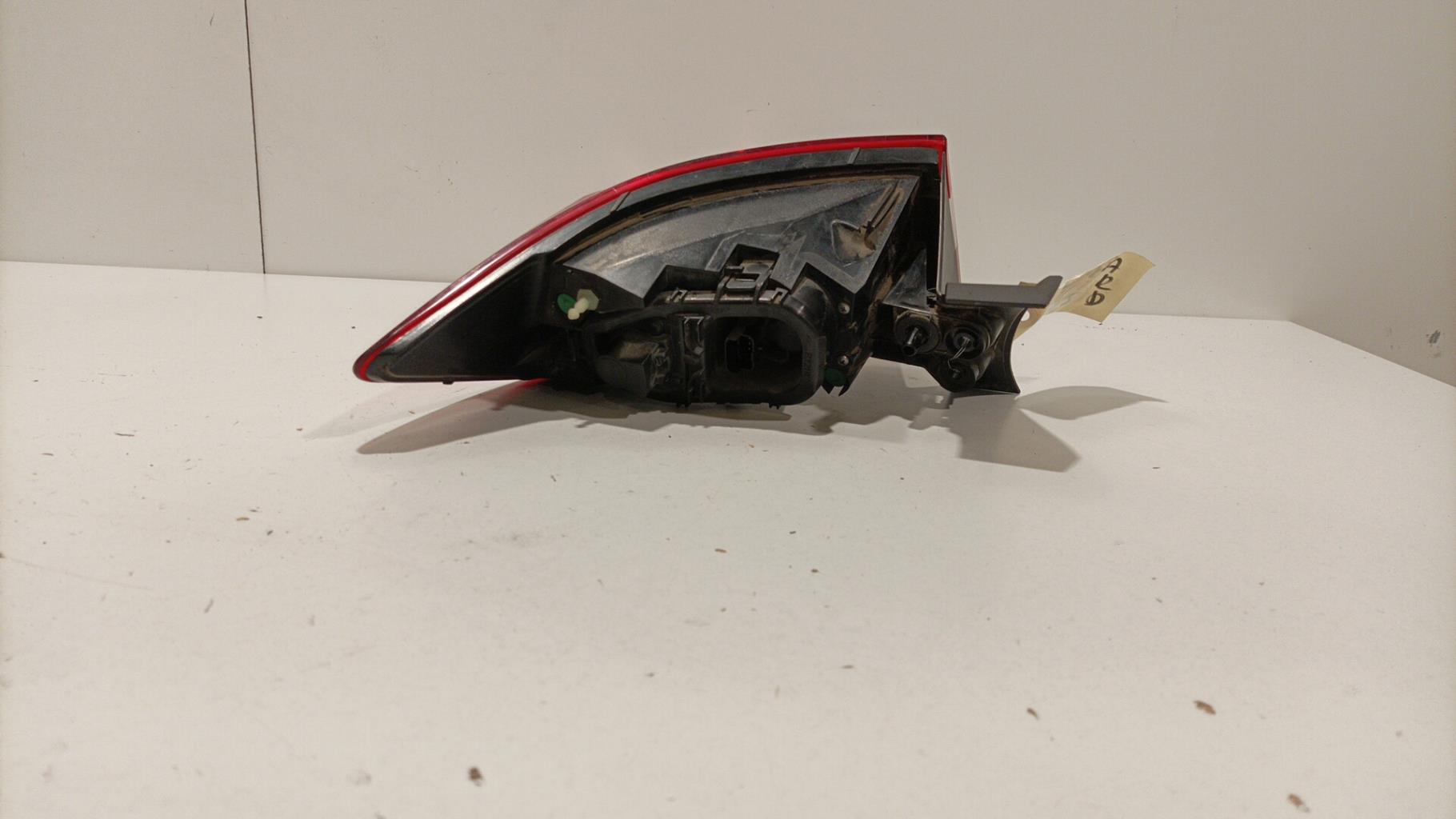 Fanale posteriore principale destro (luci) RENAULT CLIO 4 PHASE 1 Gasolina - 1