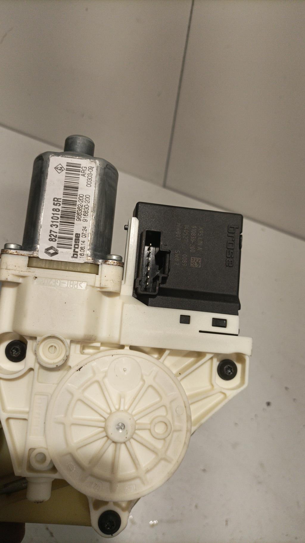 Alzacristalli elettrico posteriore sinistro RENAULT MEGANE 3 PHASE 3 Gasolina - 1
