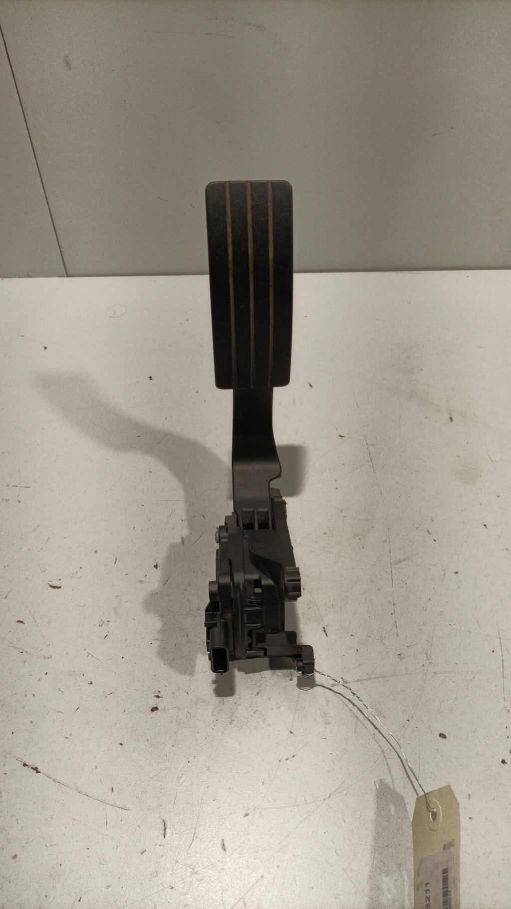 Pedale acceleratore RENAULT CLIO 4 PHASE 1 Gasolina - 1