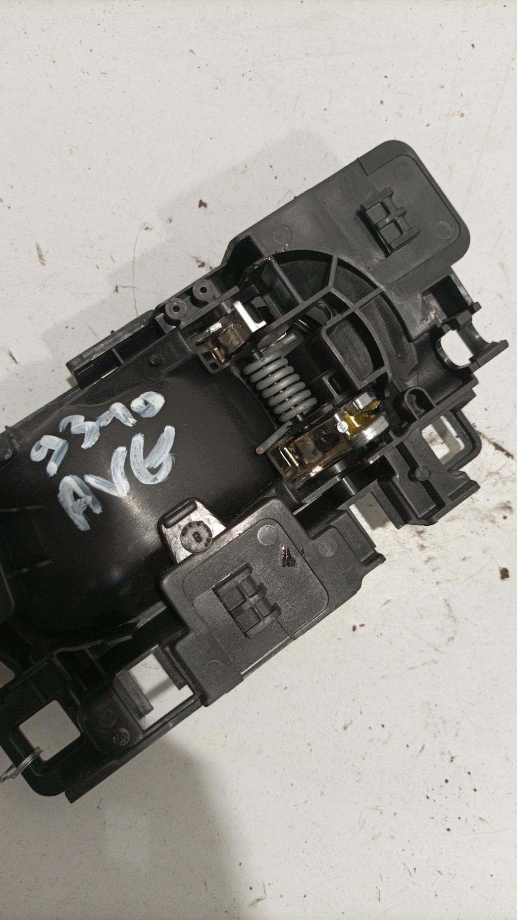 Maniglia interna anteriore sinistra CITROEN C3 3 PHASE 1 Gasolina - 1