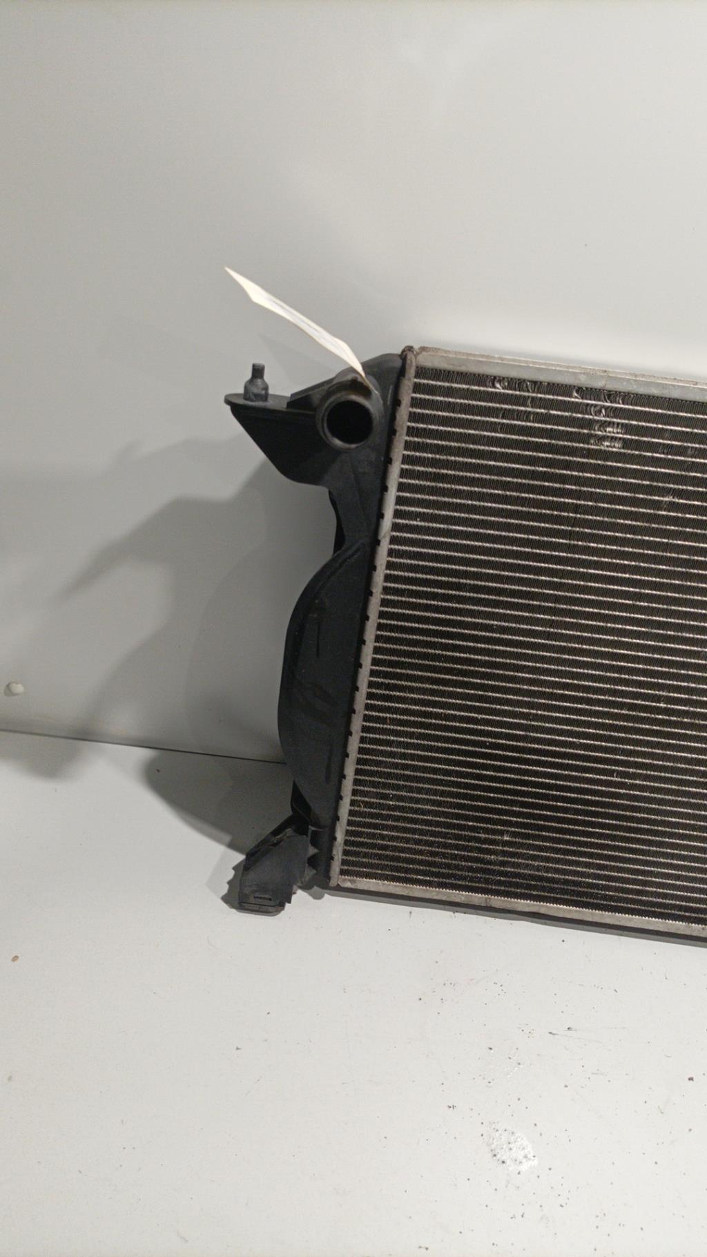 Radiateur eau AUDI A4 2 AVANT PHASE 1 BREAK Diesel - 1