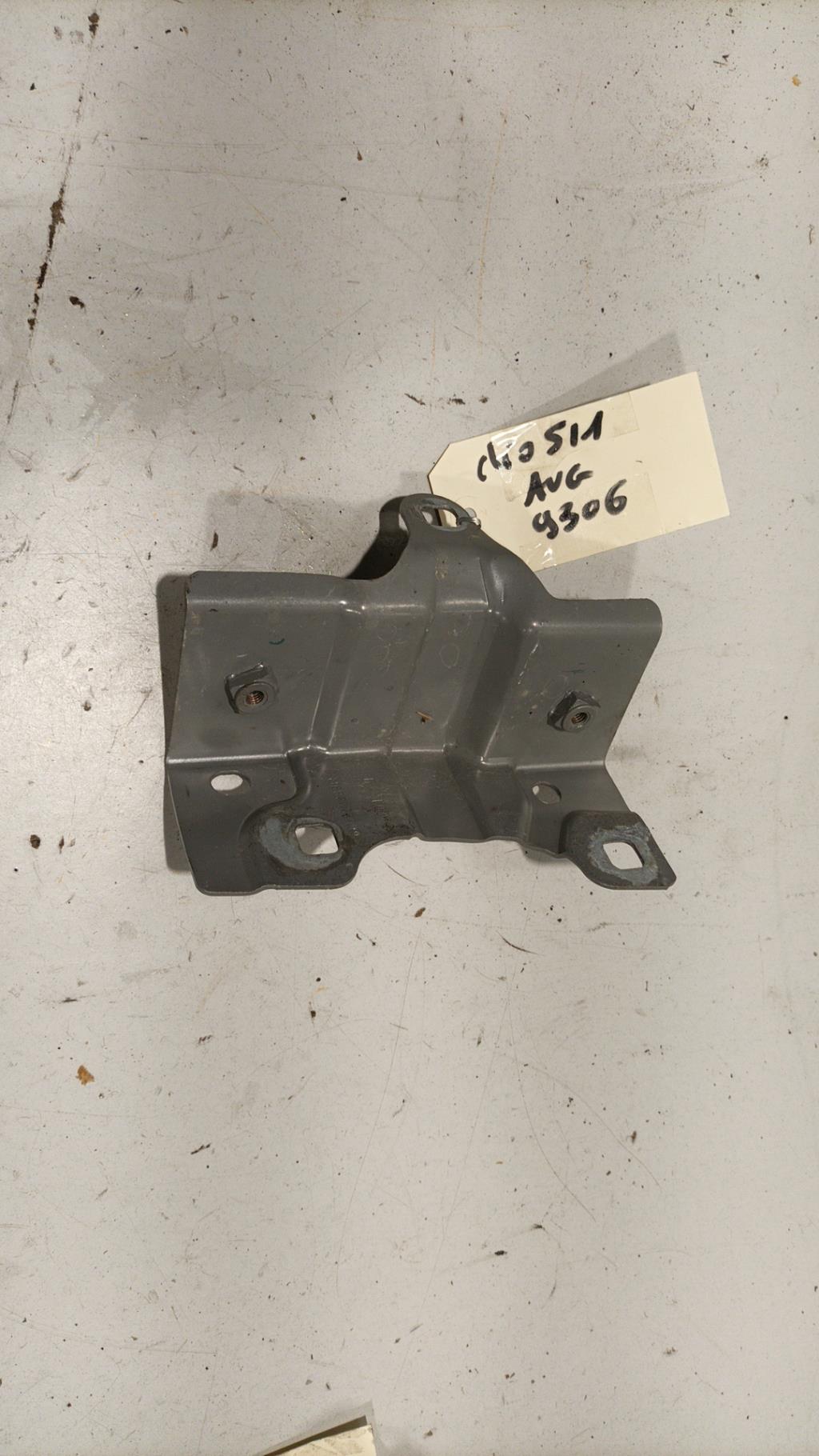 Supporto parafango sinistro RENAULT CLIO 5 PHASE 1 Diésel - 1
