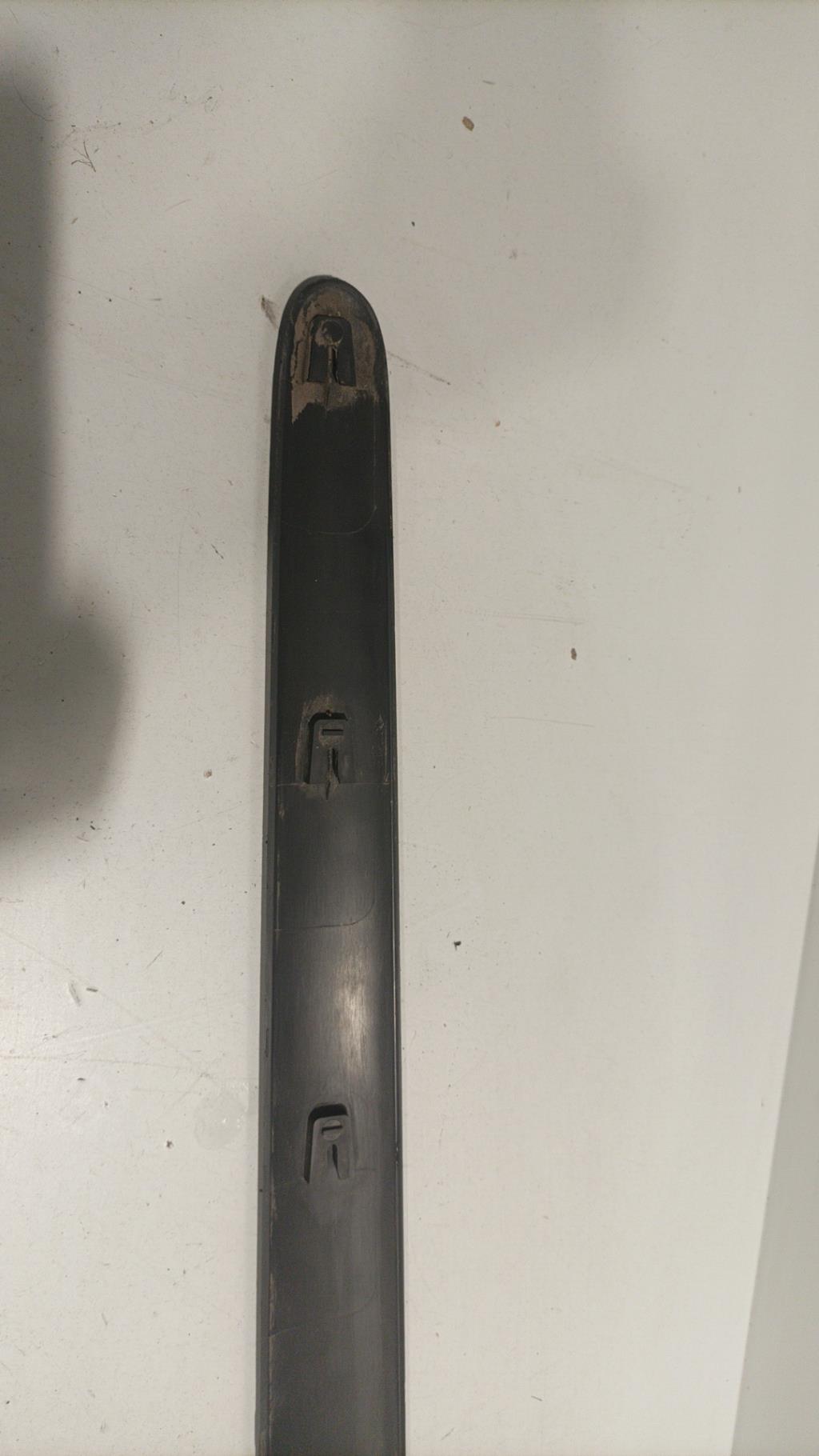 Modanatura portiera anteriore destra PEUGEOT 206 PHASE 2 Diésel - 1
