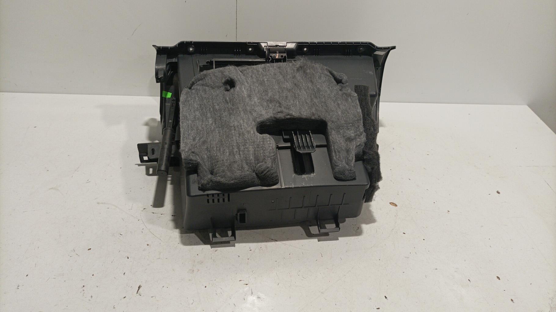 Vano portaoggetti MERCEDES CLASSE A 169 PHASE 1 Gasolina - 1