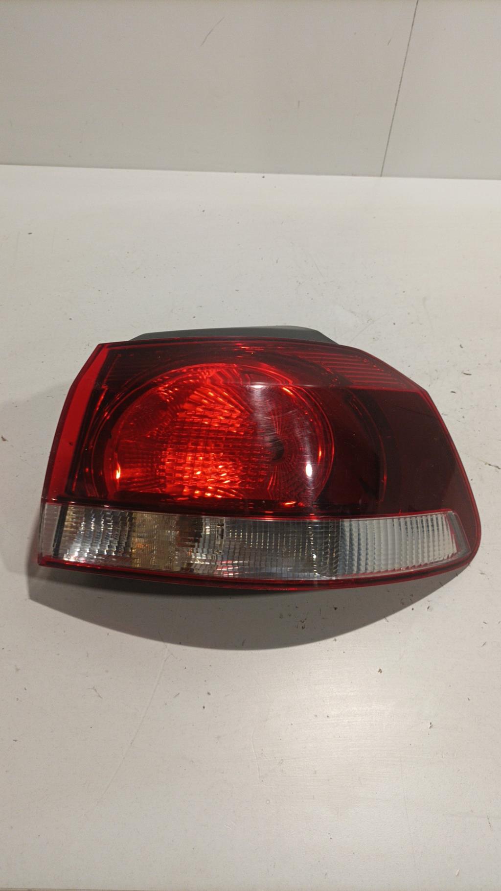 Fanale posteriore principale destro (luci) VOLKSWAGEN GOLF 6 Diésel - 1