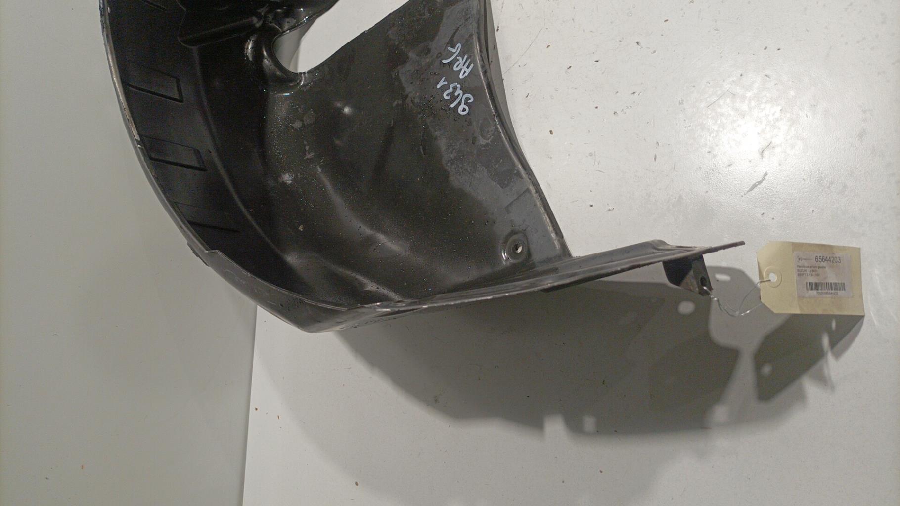 Parasale posteriore sinistro SUZUKI SWIFT 3 Gasolina - 1
