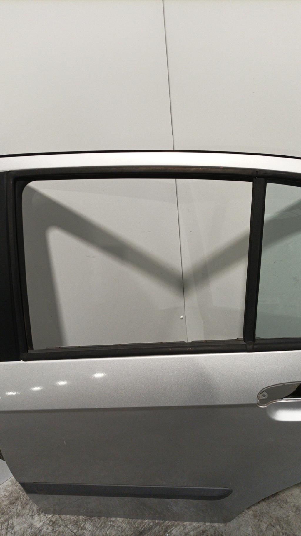Portiera posteriore sinistra HYUNDAI GETZ PHASE 2 Diésel - 1