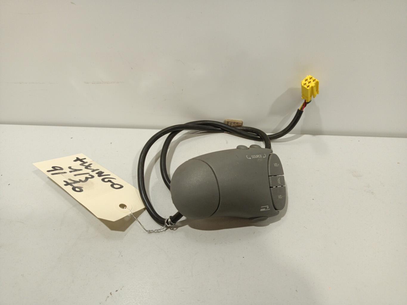 Commande autoradio RENAULT TWINGO 1 PHASE 3 Essence - 1