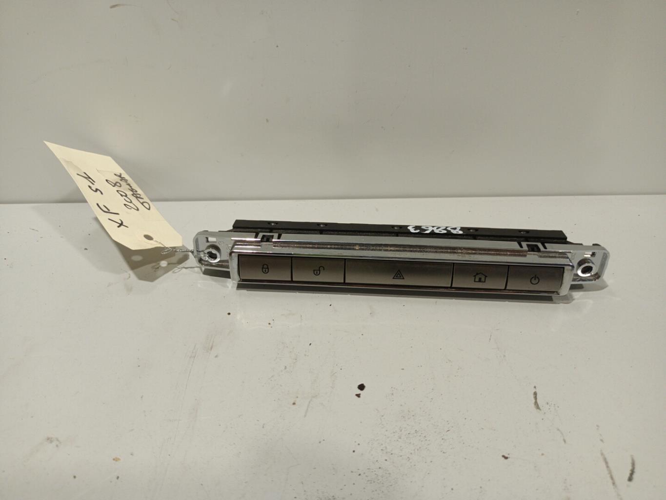 Bouton de warning JAGUAR XF 1 PHASE 1 Diesel - 1