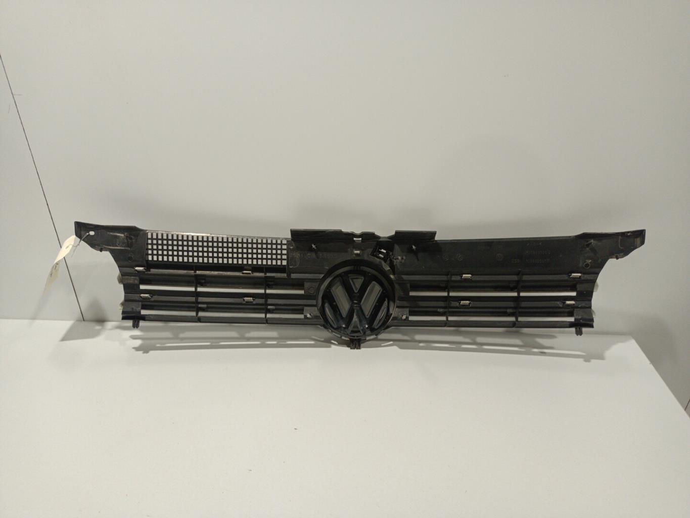 Calandre VOLKSWAGEN GOLF 4 Essence - 1