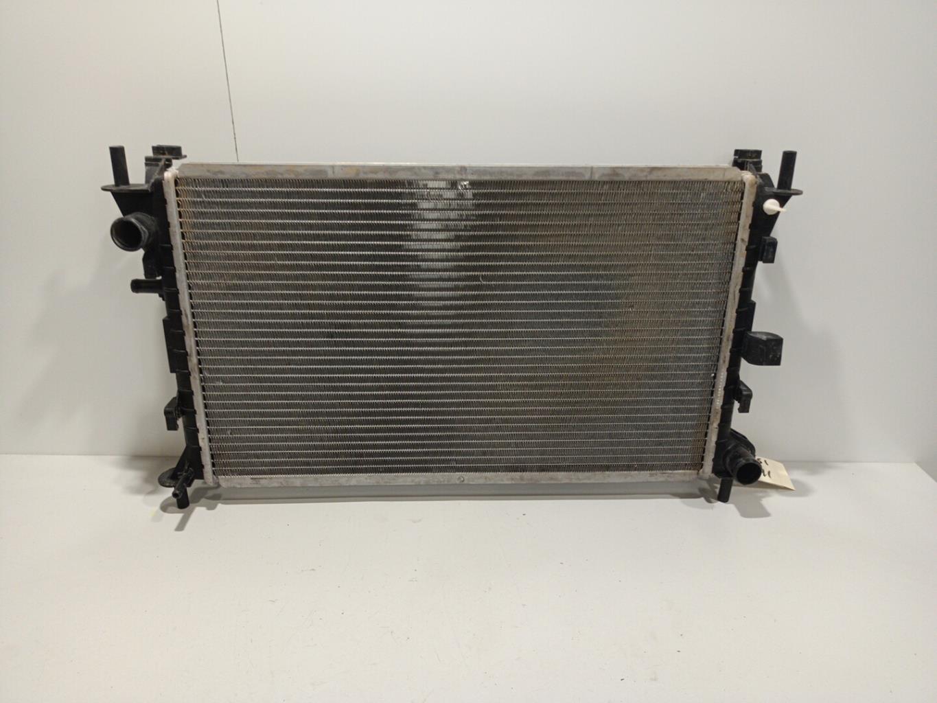 Radiateur eau FORD FOCUS 1 Essence - 1