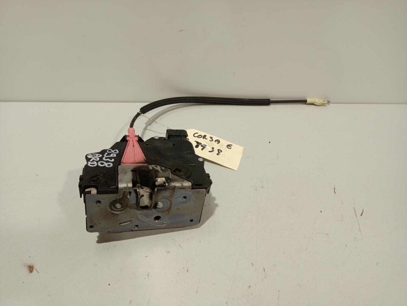 Serrure arriere droit OPEL CORSA E Essence - 1
