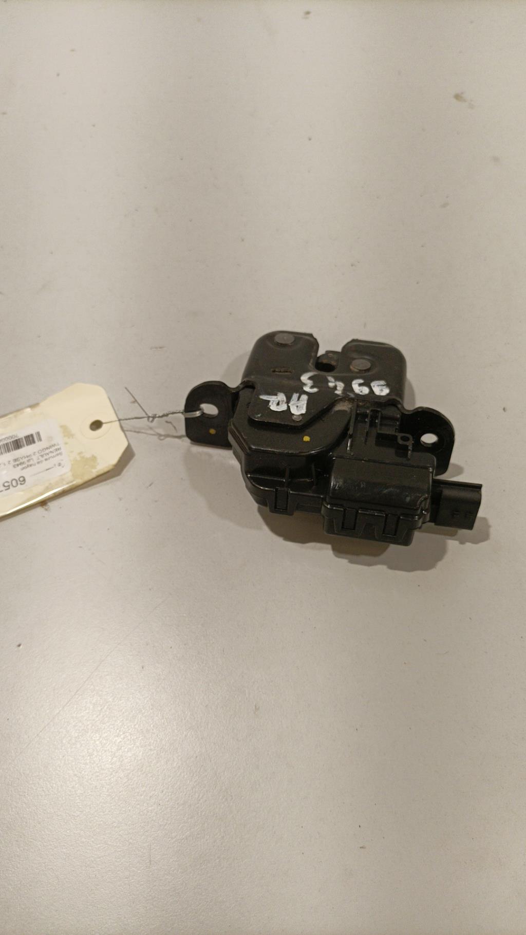 Serrure de hayon RENAULT TWINGO 2 PHASE 2 Essence - 1