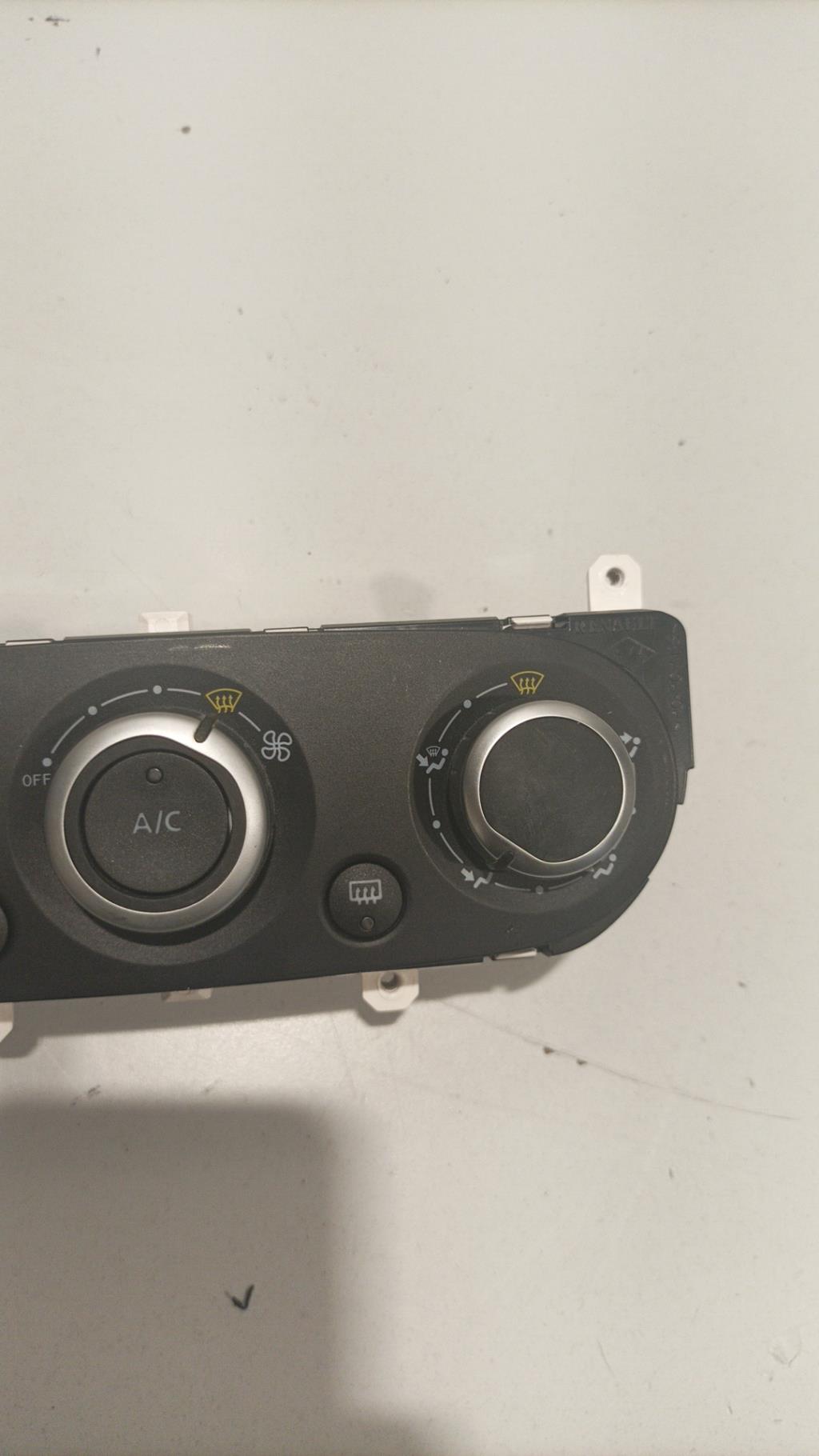 Commande chauffage RENAULT CLIO 4 PHASE 1 Diesel - 1