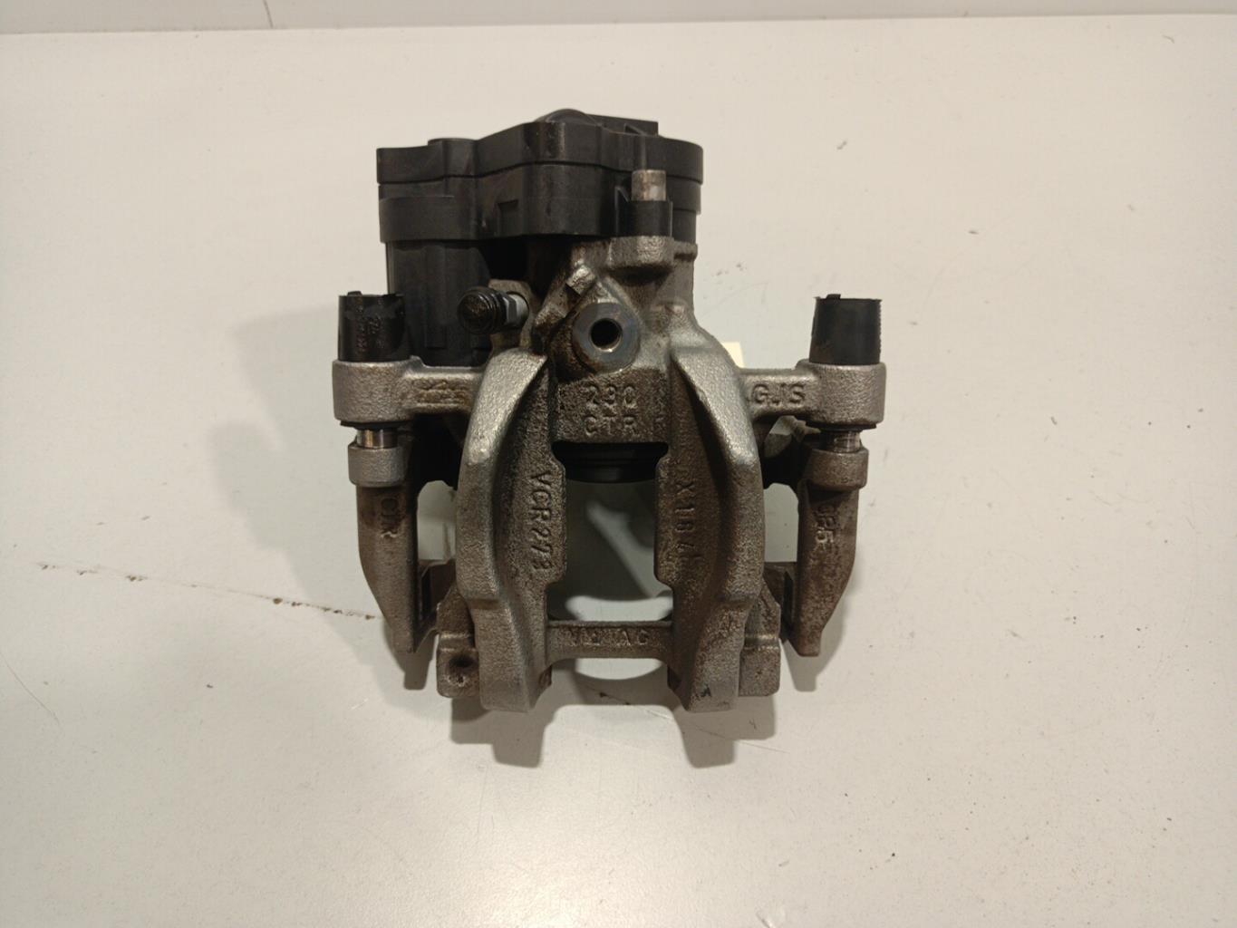 Pinza freni posteriore destra VOLKSWAGEN ARTEON PHASE 1 Diésel - 1