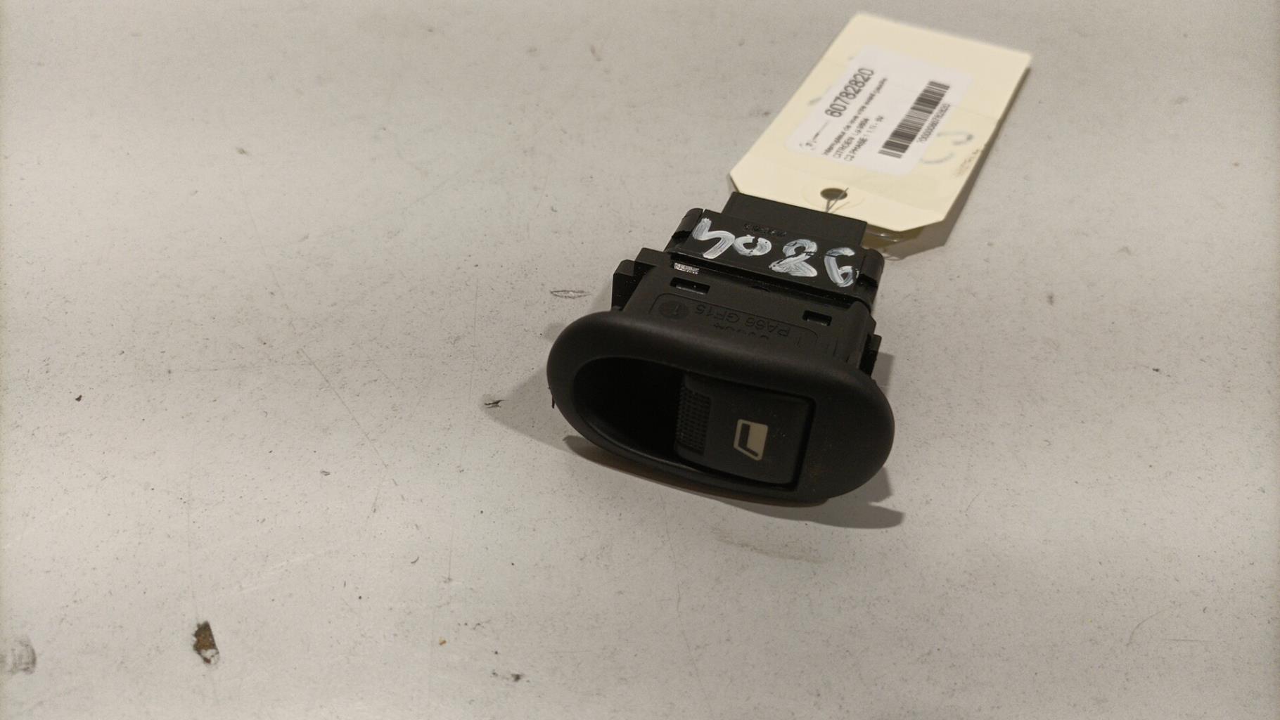 Interruttore lavacristalli anteriore sinistro CITROEN C2 PHASE 1 Gasolina - 1