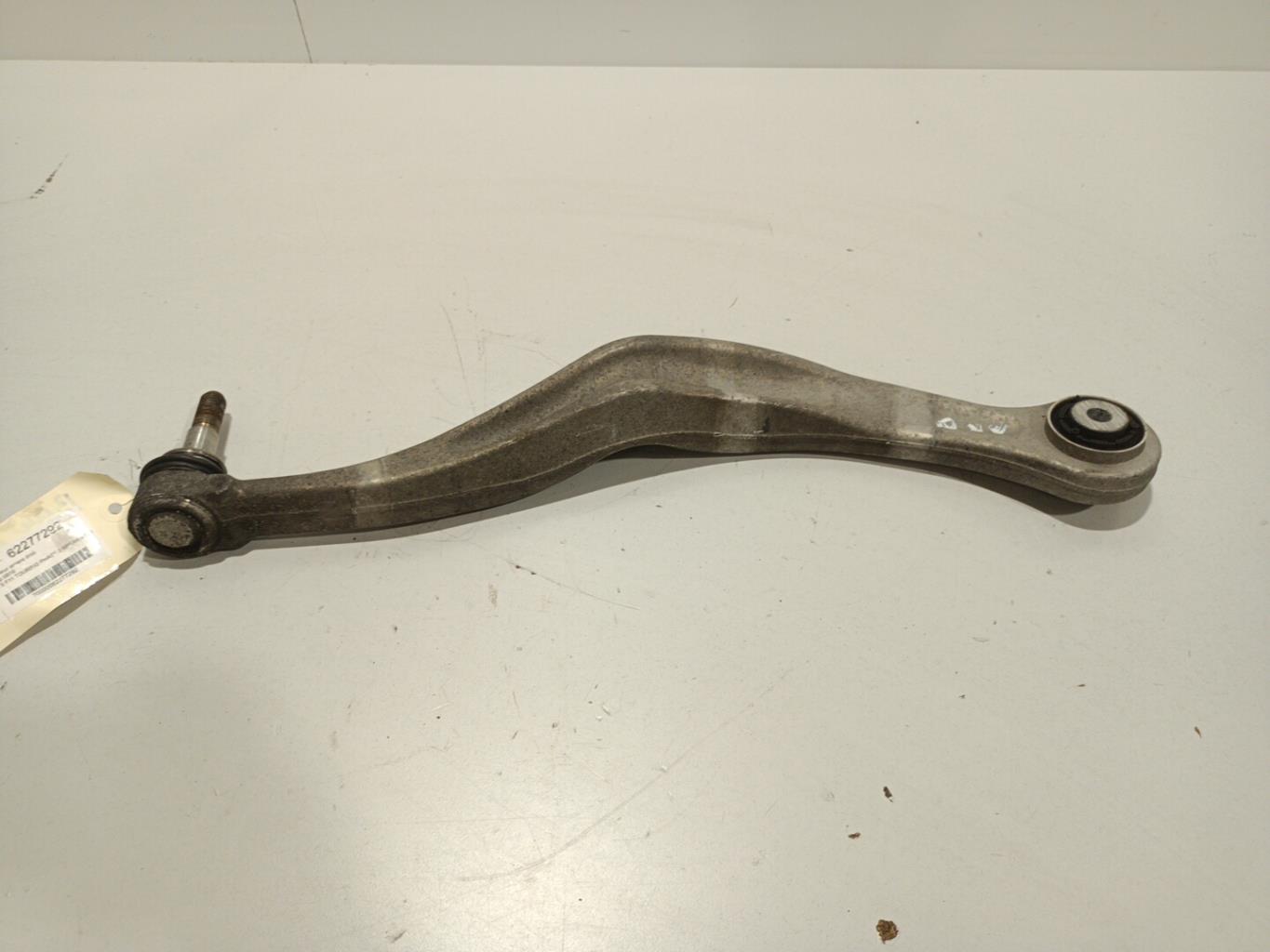 Braccio sospensione inferiore posteriore destro BMW SERIE 5 F11 TOURING PHASE 2 BREAK Diésel - 1