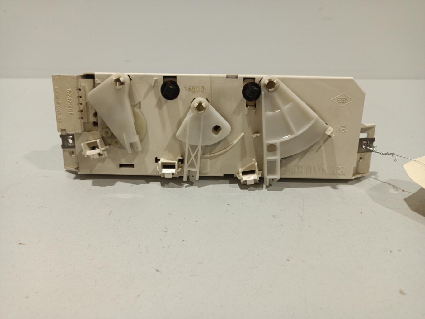 Commande chauffage RENAULT TWINGO 1 PHASE 2 Essence - 1