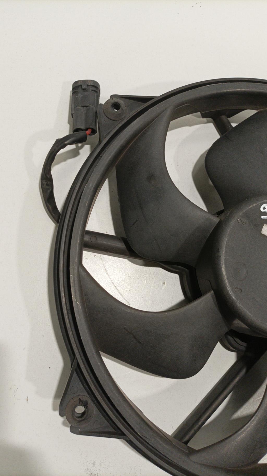 Ventilateur eau CITROEN C4 1 PHASE 1 COUPE Essence - 1