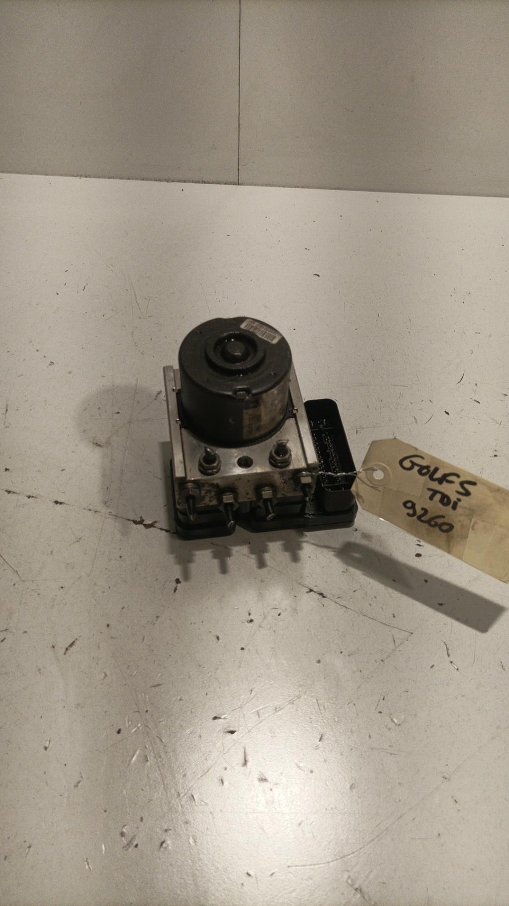 Blocco ABS (antibloccaggio freni) VOLKSWAGEN GOLF 5 Diésel - 1
