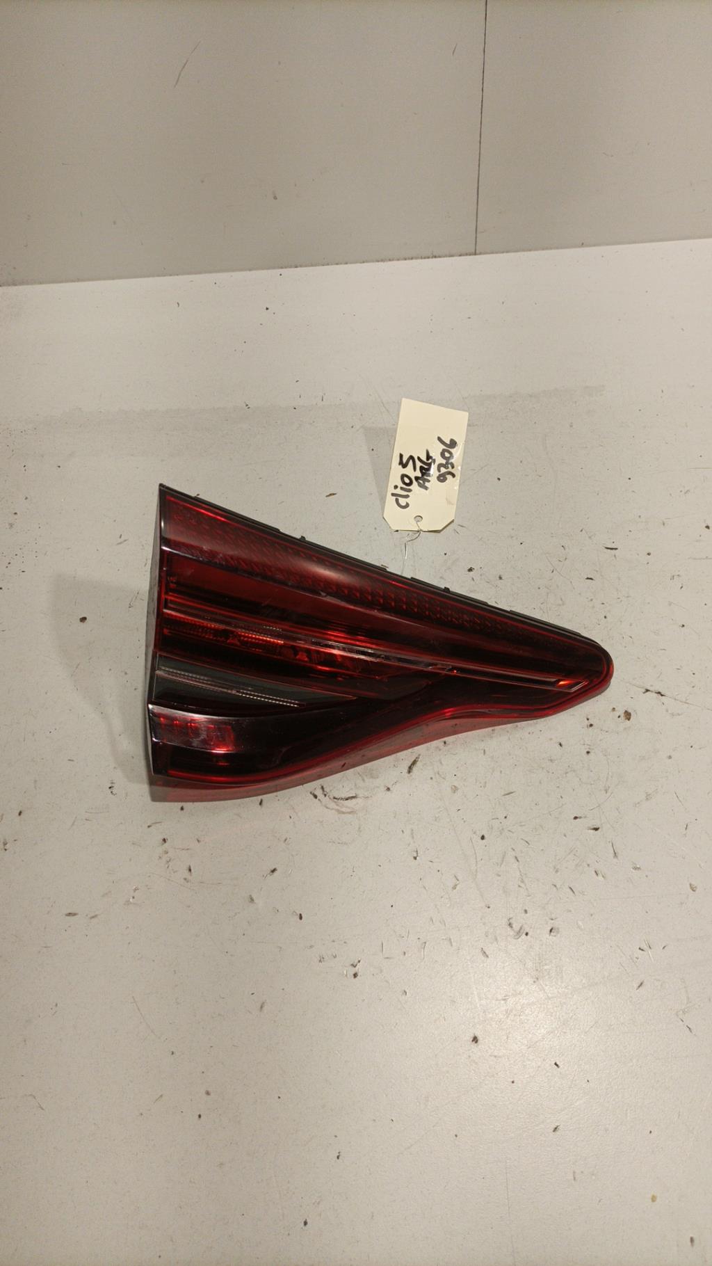 Feu arriere secondaire gauche (feux) RENAULT CLIO 5 PHASE 1 Diesel - 1